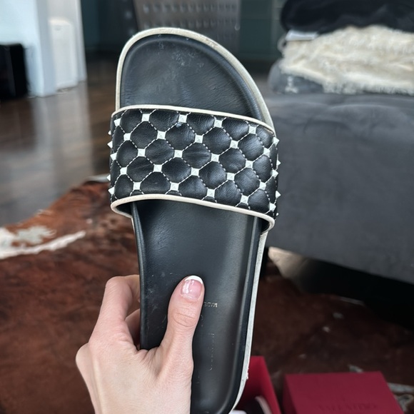 Valentino Garavani Black and White Sandals - Picture 2 of 3